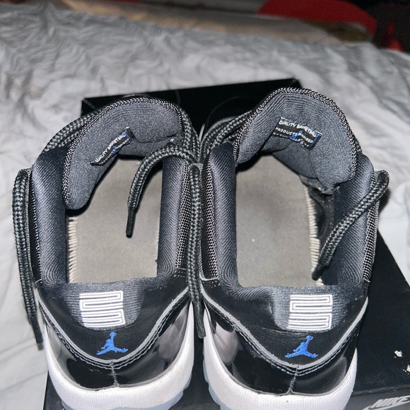 Jordan Retro Black and White Sneakers - Picture 4 of 7